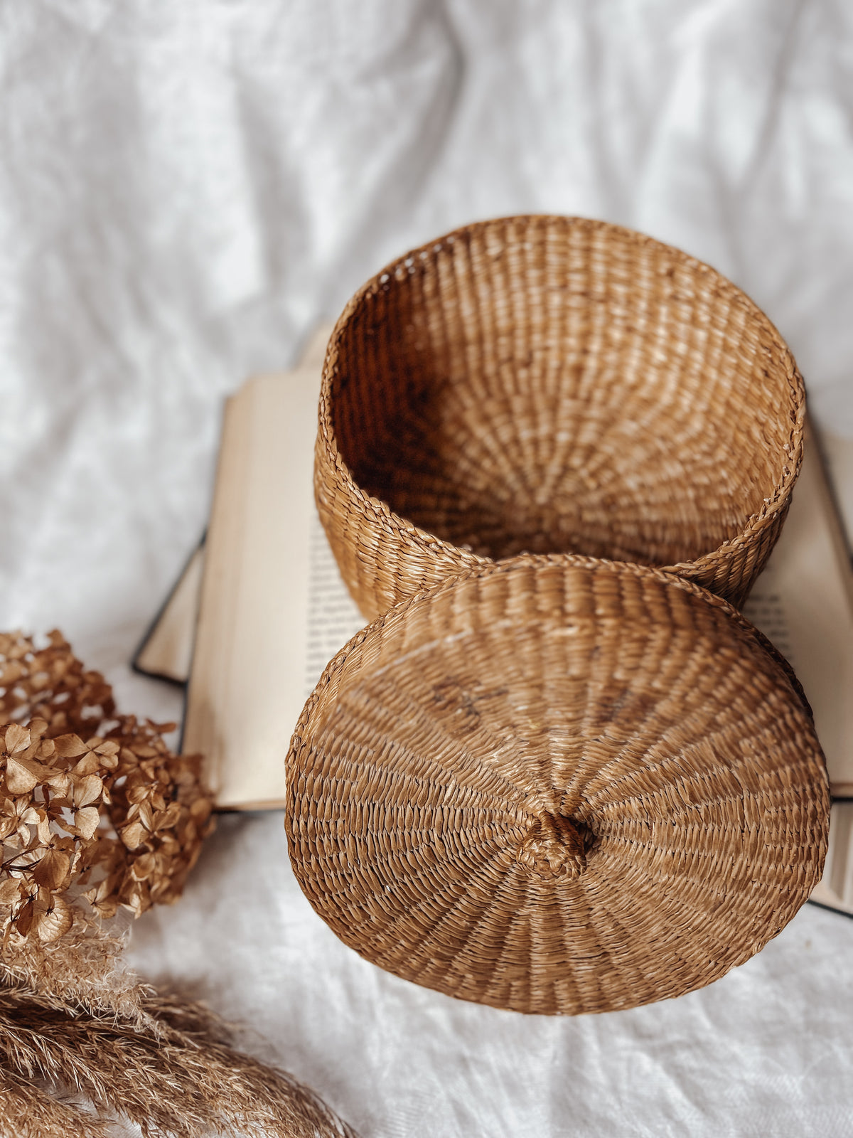 Vintage Round Seagrass Sewing Basket, Straw Trinket Basket